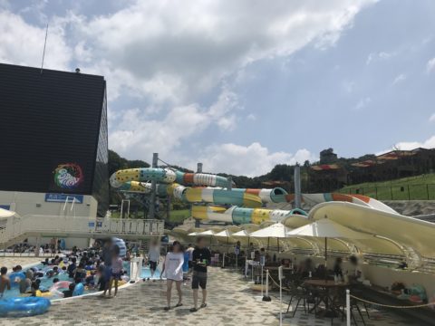 ネスタリゾート神戸のプール